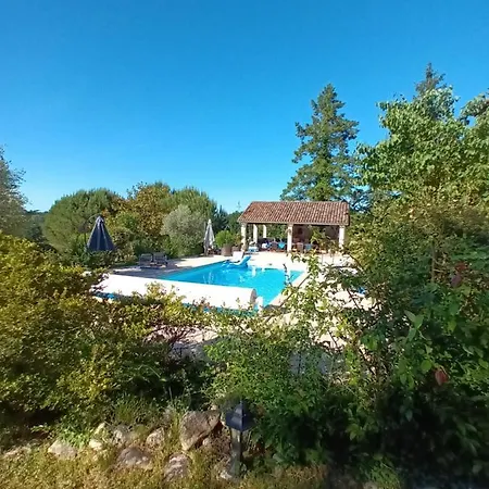 D Hotes Iris Bed and breakfast Saint-Amand-de-Vergt